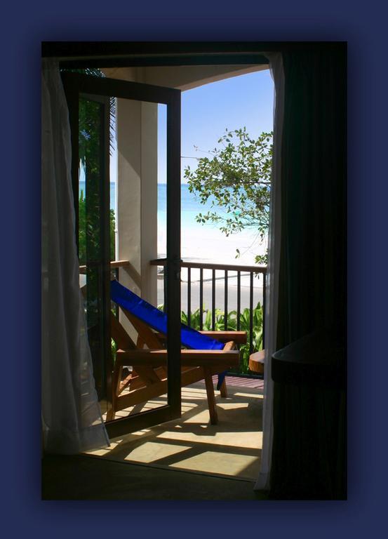 L'Hirondelle Self Catering Guest House Anse Volbert Village  Bilik gambar