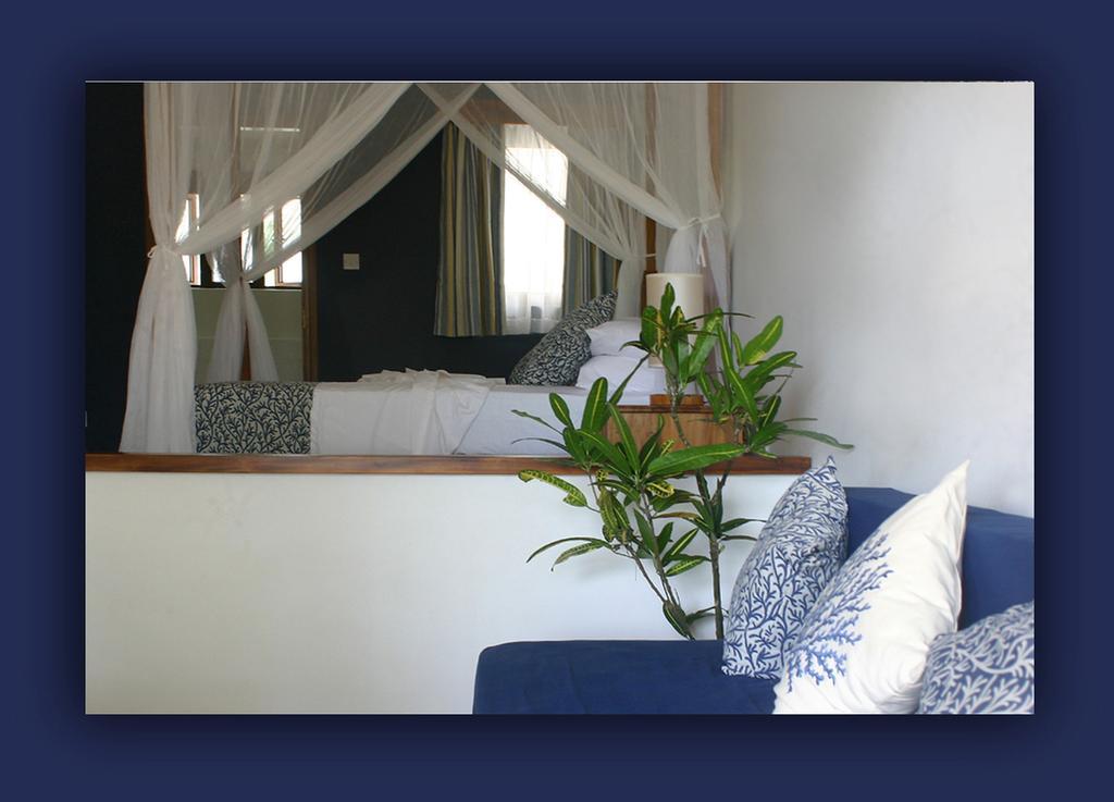 L'Hirondelle Self Catering Guest House Anse Volbert Village  Bilik gambar